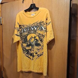 Hawkeyes, Tri Lake Inc, Size Large, Short Sleeve Shirt
